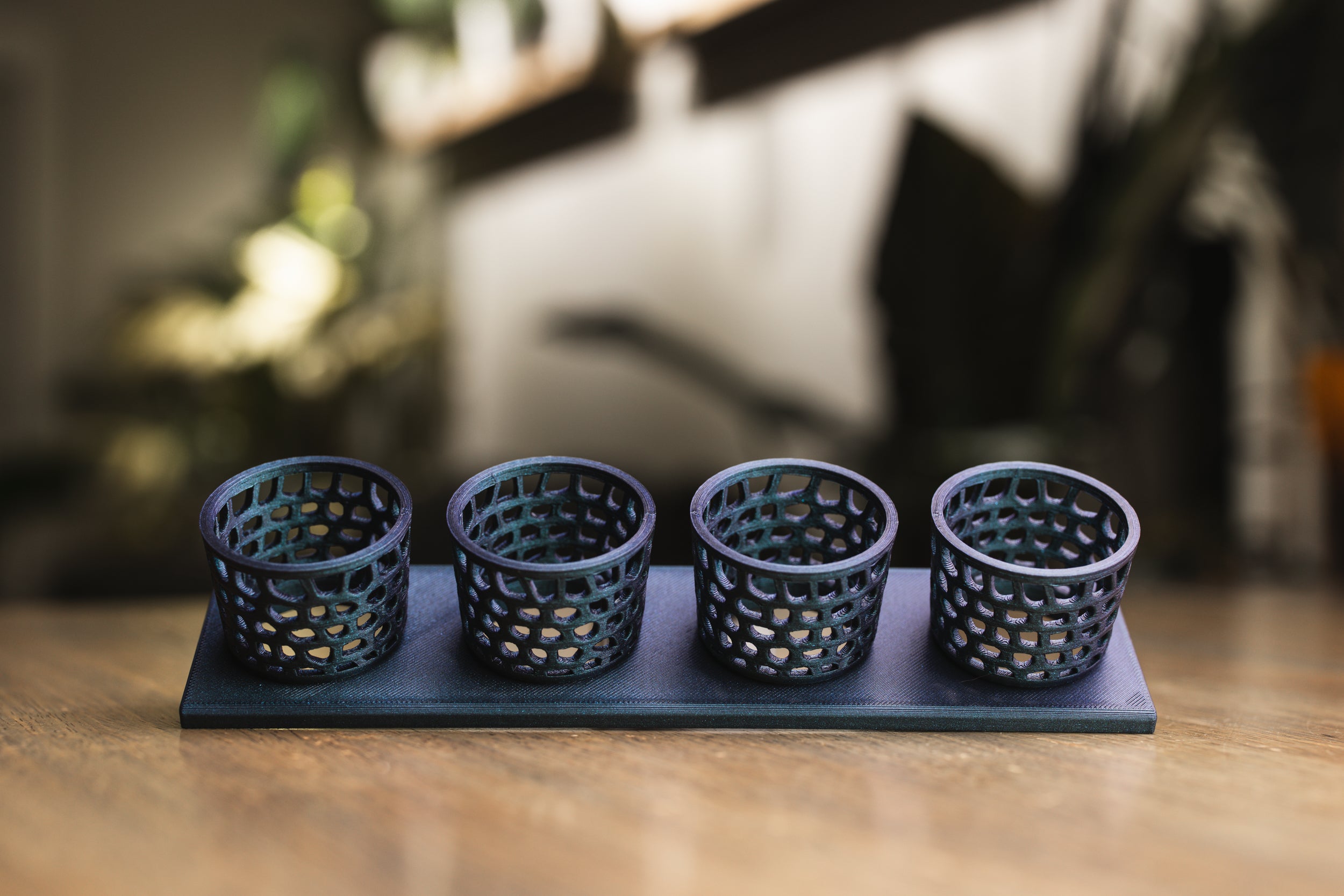 Corm Caddy
