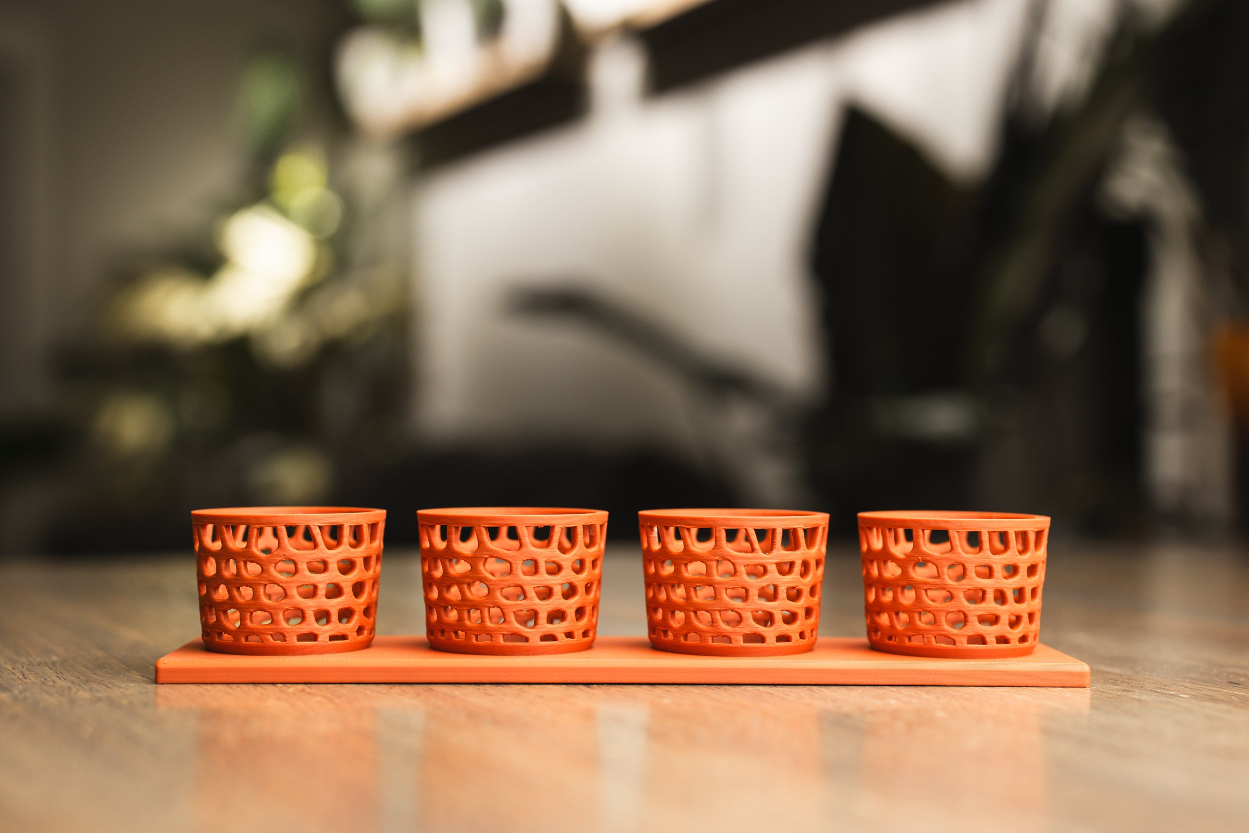 Corm Caddy